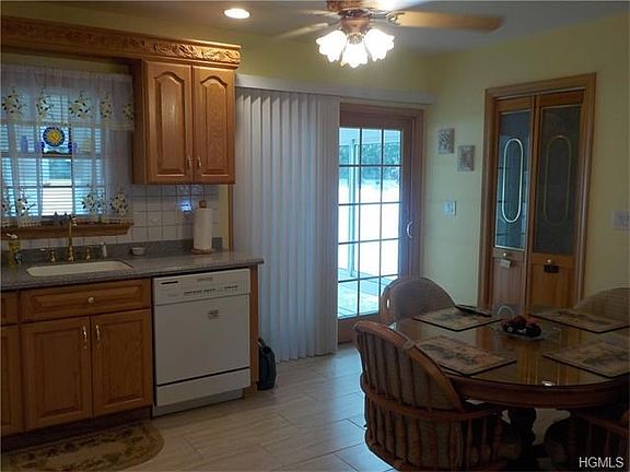 5th image of 5 Crugers Ave