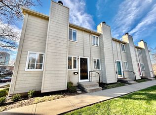 4420 Jarboe St, Kansas City, MO 64111