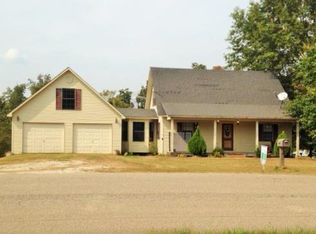 1805 Bible Grove Rd, Lexington, TN 38351