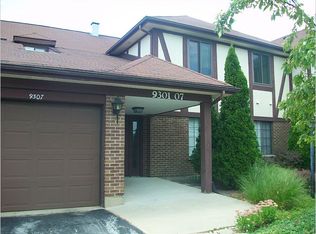 9301 Montgomery Dr, Orland Park, IL