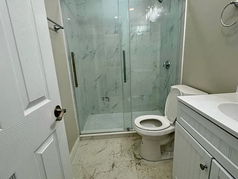 157 Pearl St #1 — Photo 6