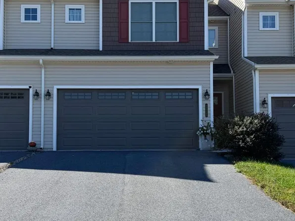 272 Sage Blvd, Middletown, PA 17057