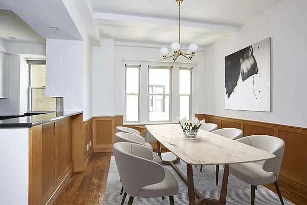 Sold by Compass | media 17