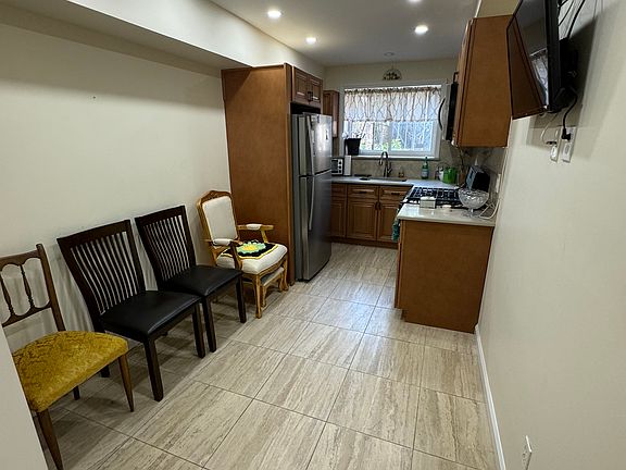 4th image of 1216 81st St APT 1