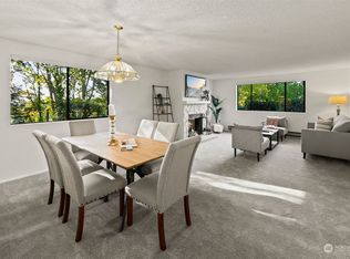 1633 Eagle Ridge Dr S #A5, Renton, WA 98055