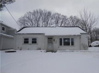 1145 Fisher Dr, Piqua, OH 45356