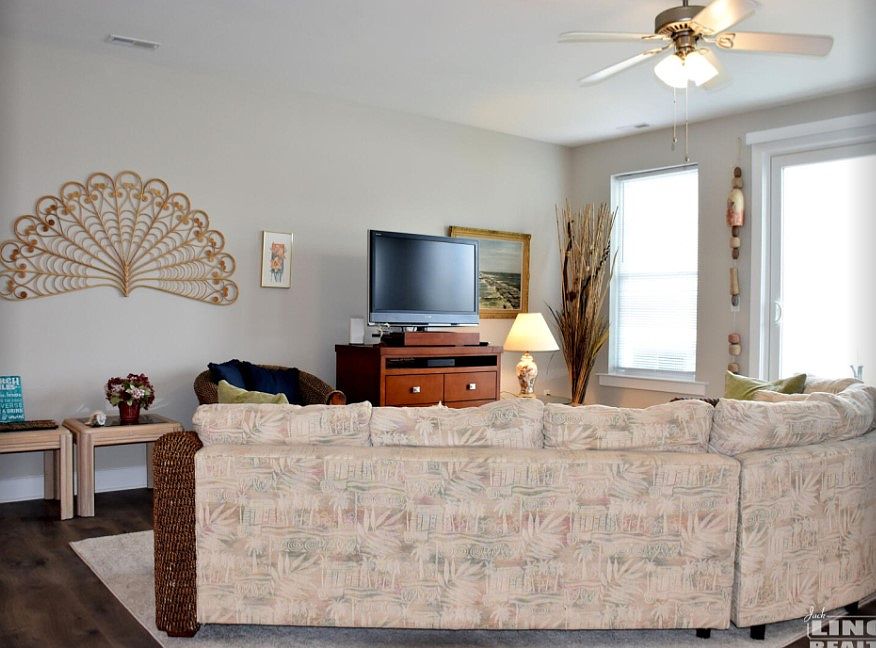 2nd image of 17036 Kaeleigh Ct