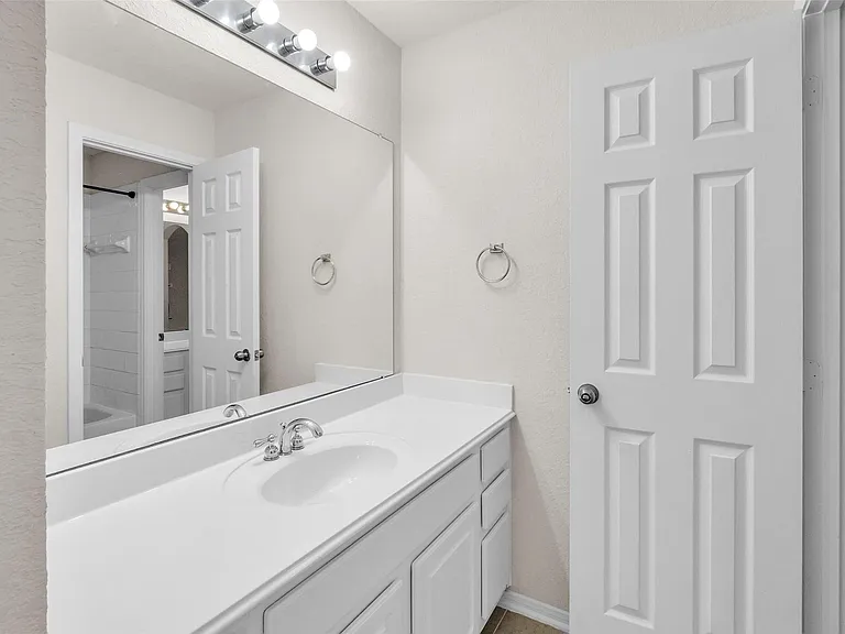 5303 Riverstone Crossing Dr — Photo 28