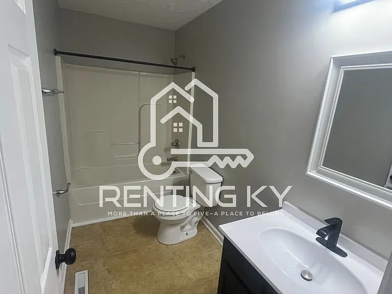 1434 Westwood Dr — Photo 8