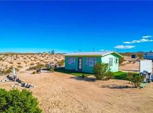 51480 Nehlsen Rd, Landers, CA 92285