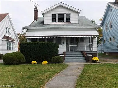 4025 W 158th St photo 1