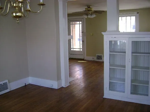 1717 Chislett St, Pittsburgh, PA 15206