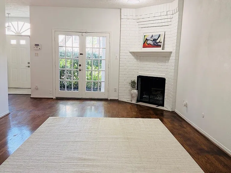 2220 Bering Dr #12 — Photo 5