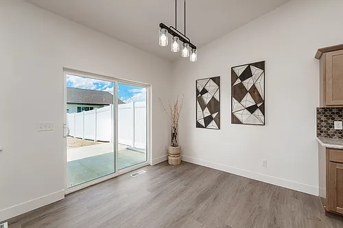 5915 Little River Loop E #1 Photo 1