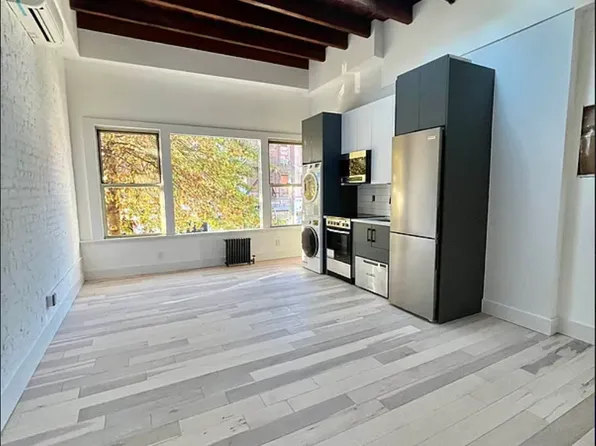 169 Seventh Avenue image 1 of 5