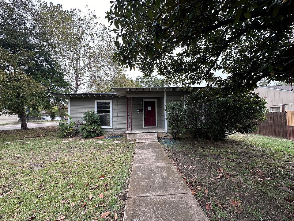 1st image of 213 Buhler Dr