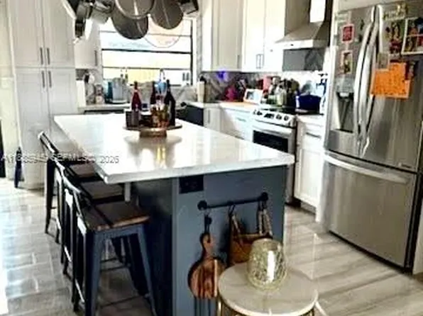 11178 SW 74th Ter, Miami, FL 33173