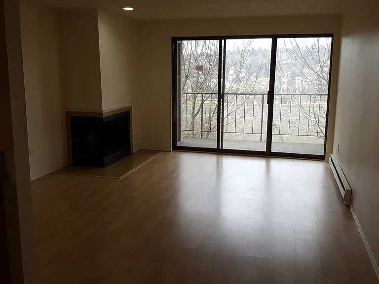 Cresswell Apartments — Photo 6