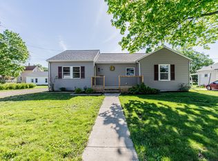 915 N Vernon St, Princeton, IL 61356