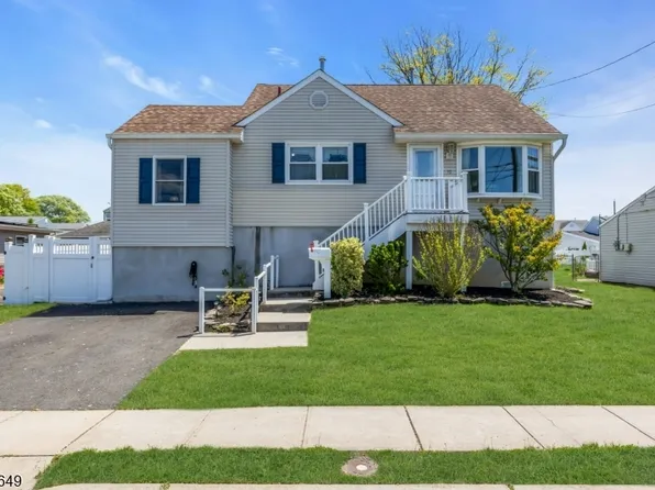 10 Haug St, Union Beach Boro, NJ 07735