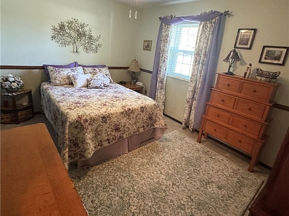 5th image of 273 Captain Ames Dr