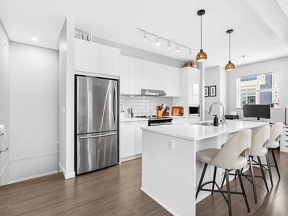 4th image of 11295 Pazarena Pl #801