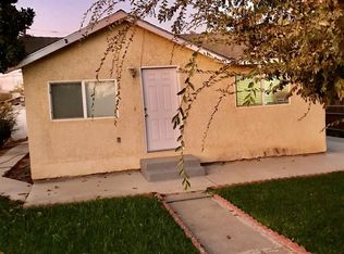 936 E Davis St, Pixley, CA