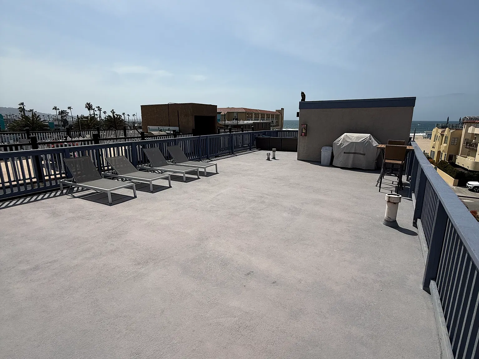 2 bed, 800 sqft, $4,200 — Photo 4