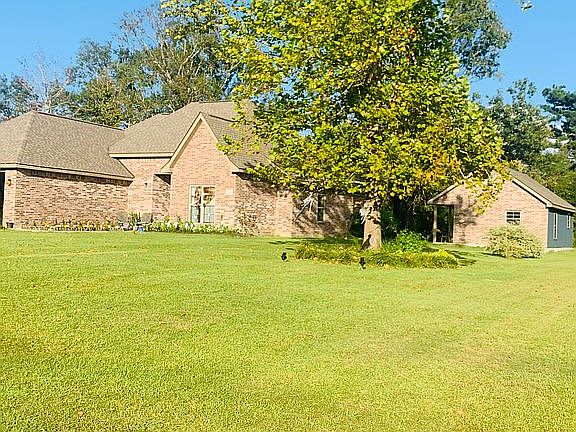 3rd image of 144 Ridgeway Dr