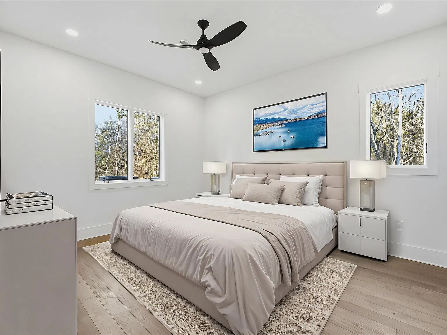 3 bed, 3.5 bath, 2440 sqft, $3,750 — Photo 3