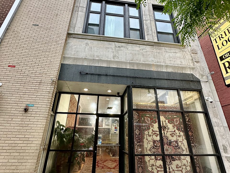 1st image of 441 N La Salle Dr #2