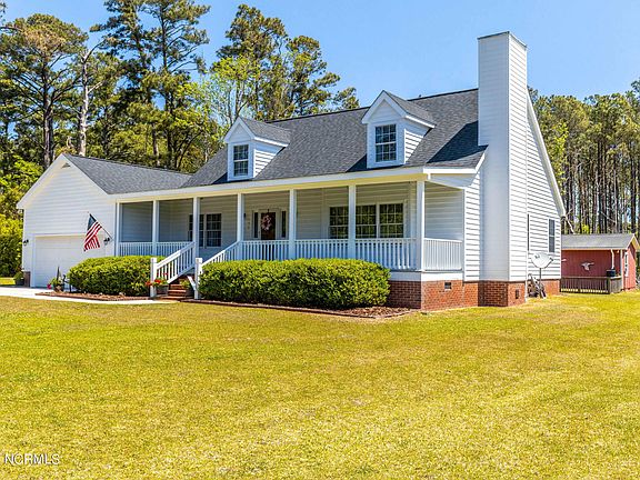 2nd image of 155 Egrett St