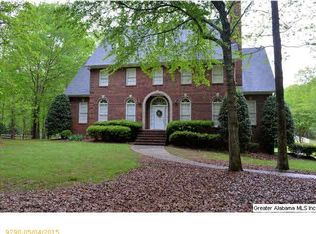 101 Kings Crest Ln, Pelham, AL 35124