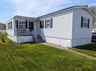 175 Staples St, Seabrook, NH 03874