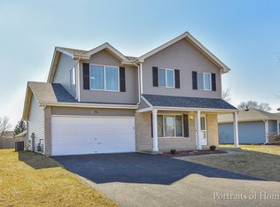 2839 Diane Dr, Aurora, IL 60504