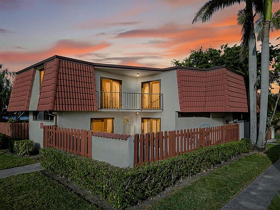 2nd image of 3667 Victoria Drive
