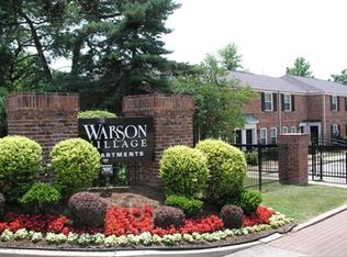 9971 Warshire Dr, Saint Louis, MO 63132