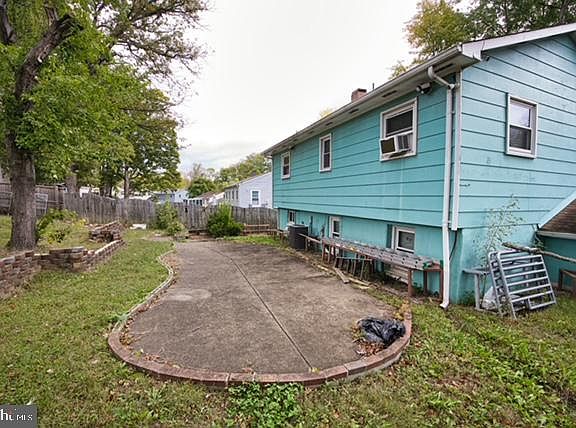 3rd image of 14404 Birchdale Ave