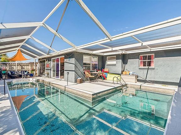 2nd image of 7840 Coventry Dr