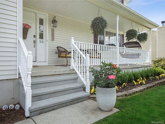 4th image of 23 Peppermill Dr
