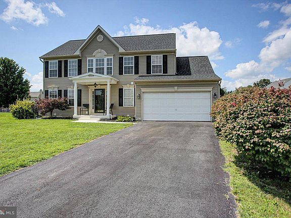 2nd image of 10004 Shirley Ct