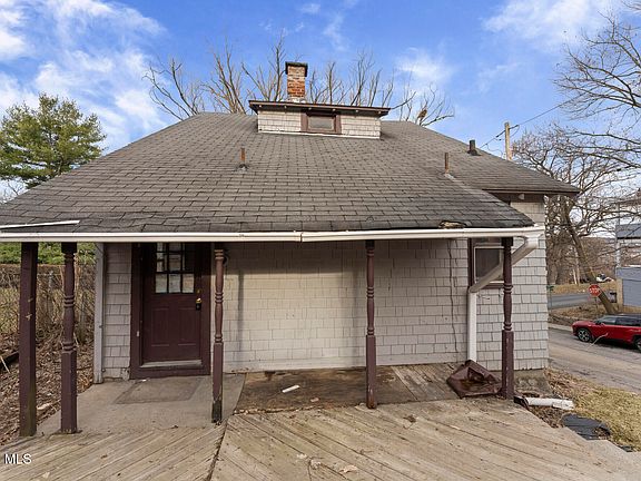 5th image of 1498 2nd Street