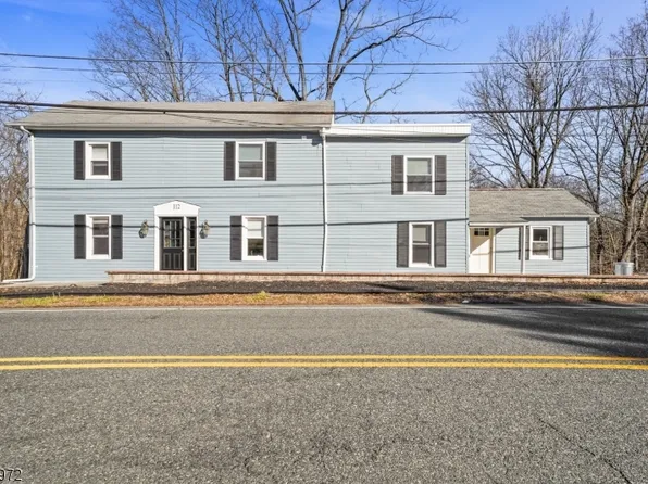 112 Main St, Lebanon Boro, NJ 08833