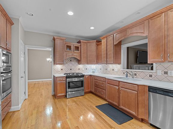 5th image of 431 Patterson Ridge Ln