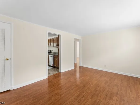 418 Lincoln Park, Cranford Twp., NJ 07016