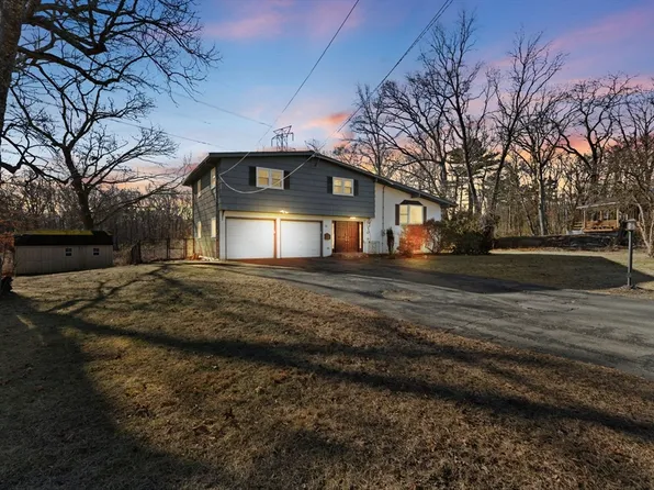 26 Darrell Dr, Randolph, MA 02368