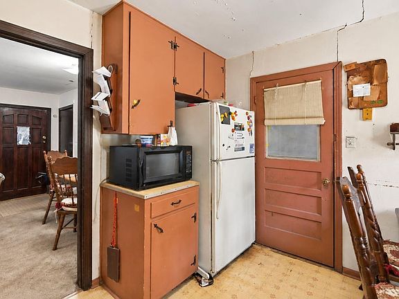 5th image of 1406 Algee St