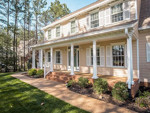2nd image of 4968 College Green Ln