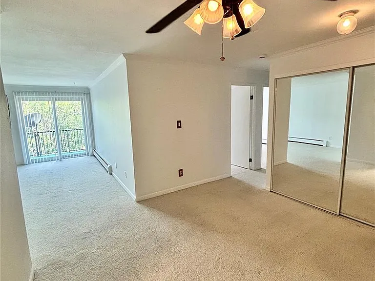 1150 Golden Cir #501 — Photo 3