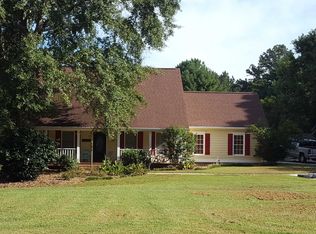 140 Chimney Spgs, Tyrone, GA 30290